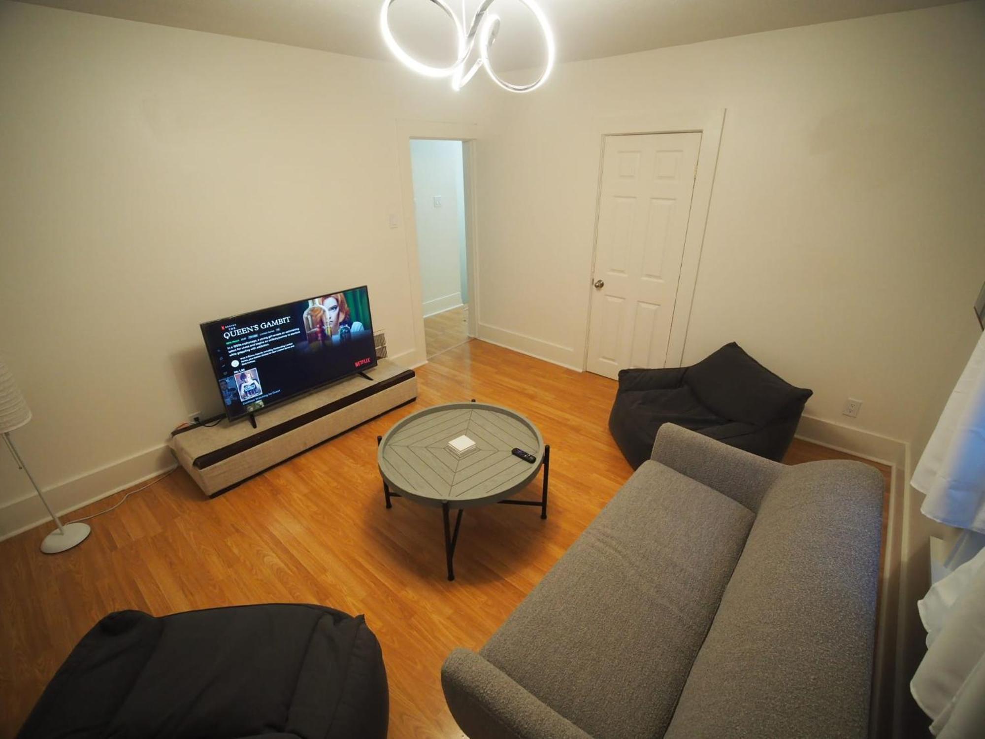 The Auditorium Suite 키치너 외부 사진